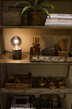 Trademark Living Bokhylla 'Industri' - Järn