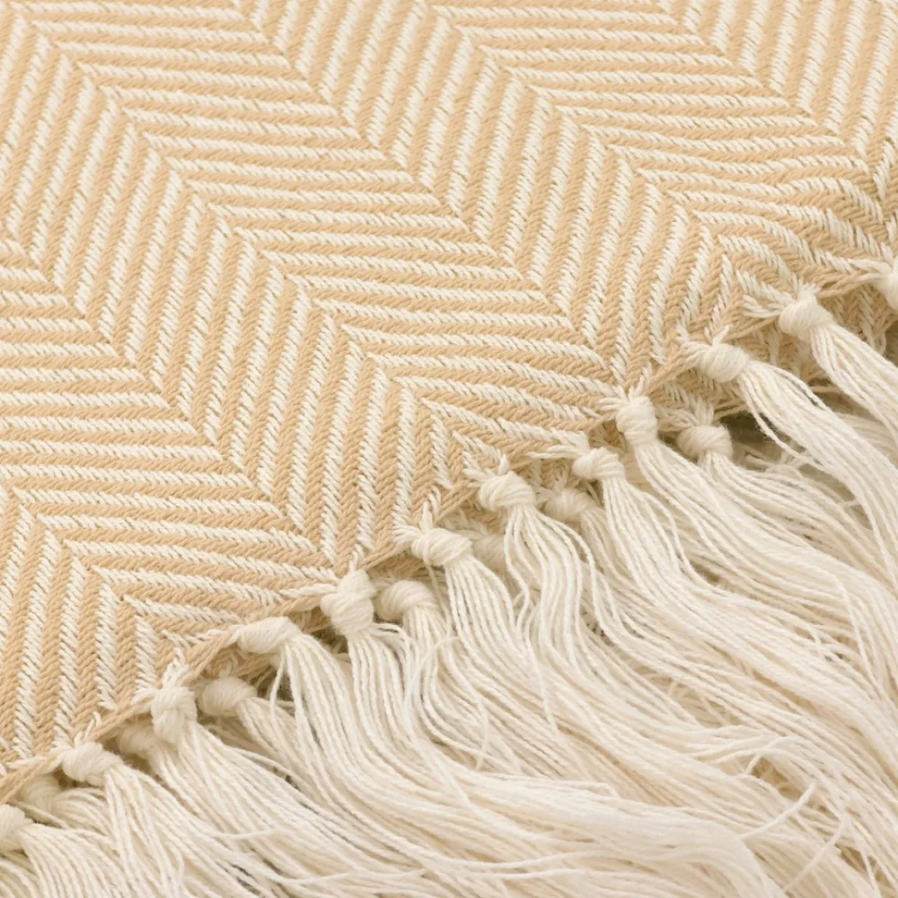 Reforma x Trendcarpet Bomullspläd 'Denisa Fishbone' 130x170cm - Beige/vit