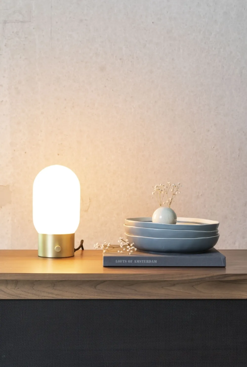 Zuiver Bordslampa 'Urban Charger' - Guld