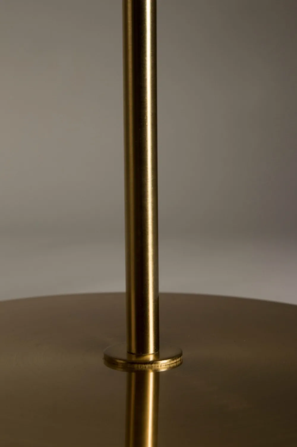 Dutchbone Golvlampa 'Eclipse' - Mässing