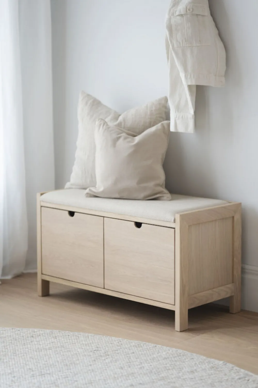 Rowico Home Hallbänk 'Hillmond' 80cm - Ljus ek