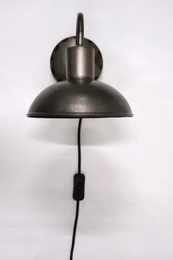 Trademark Living Klassisk vägglampa 'Walentin' - Vintage