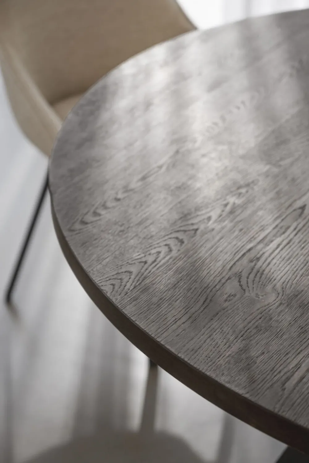 Rowico Home Matbord 'Maddock' Runt 135cm - Mörk ek