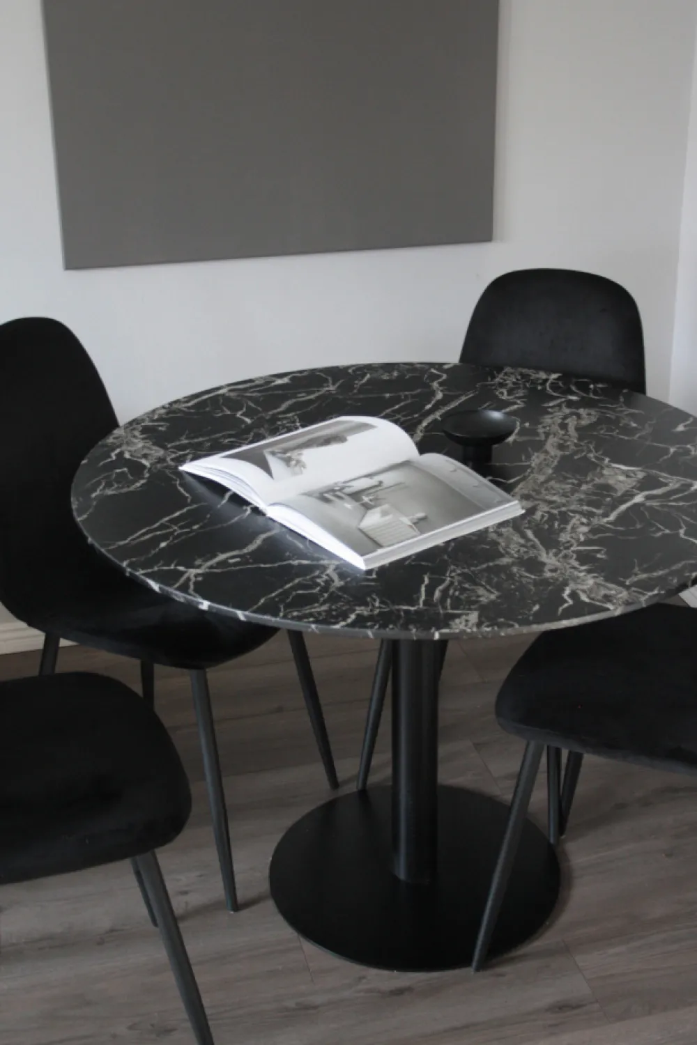 Reforma Matbord 'Marbleous' Runt 100cm - Svart