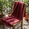 Reforma x Trendcarpet Pläd 'Samantha' 130x170cm - Mörkröd