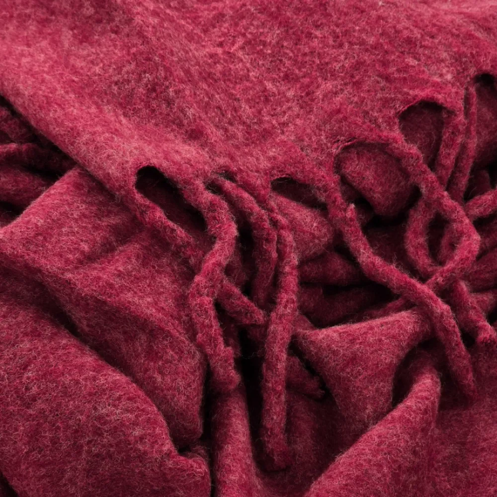 Reforma x Trendcarpet Pläd 'Samantha' 130x170cm - Mörkröd