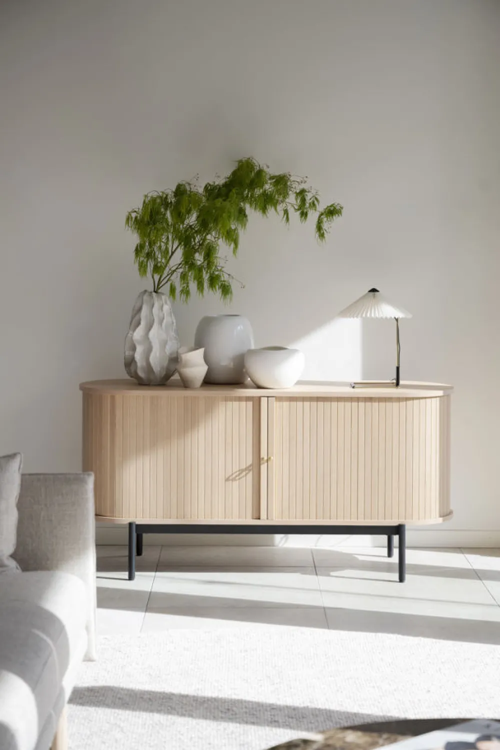 Rowico Home Sideboard 'Haddington' - Vitpigmenterad/Svart