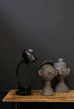 Trademark Living Skulptur 'Sharam' - Ansikte kvinna