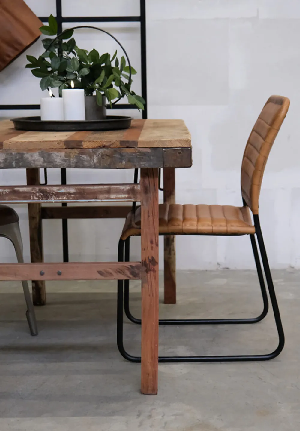 Trademark Living Stol 'Ken' - Läder